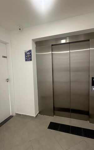 Apartamento para alugar com 70m², 2 quartos e 1 vaga Apartamento para alugar com 70m², 2 quartos e 1 vagaHall de entrada