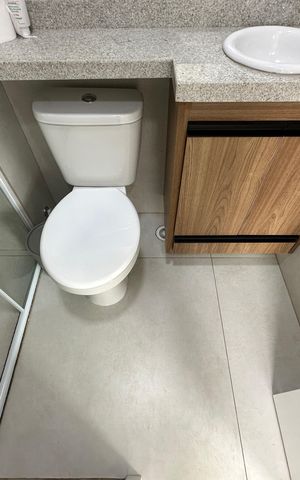 Apartamento para alugar com 70m², 2 quartos e 1 vaga Apartamento para alugar com 70m², 2 quartos e 1 vagaBanheiro