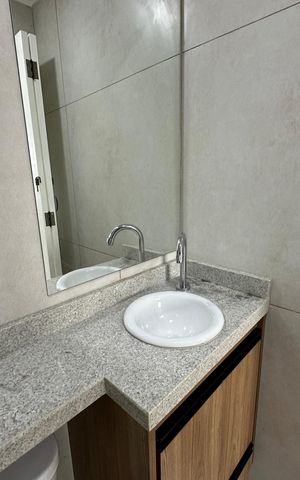 Apartamento para alugar com 70m², 2 quartos e 1 vaga Apartamento para alugar com 70m², 2 quartos e 1 vagaBanheiro