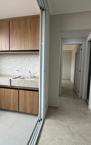 Apartamento para alugar com 70m², 2 quartos e 1 vaga Apartamento para alugar com 70m², 2 quartos e 1 vagaVaranda