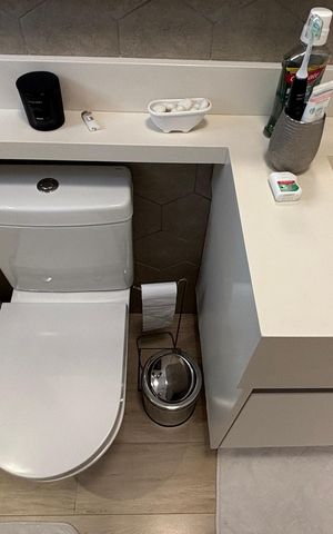 Apartamento à venda com 92m², 3 quartos e 2 vagas Apartamento à venda com 92m², 3 quartos e 2 vagasBanheiro da Suíte