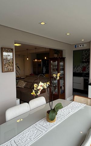 Apartamento à venda com 92m², 3 quartos e 2 vagas Apartamento à venda com 92m², 3 quartos e 2 vagasSala - Sala de Jantar Varanda
