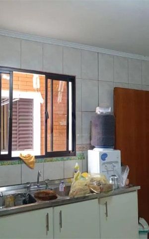 Casa à venda com 115m², 3 quartos e 4 vagas