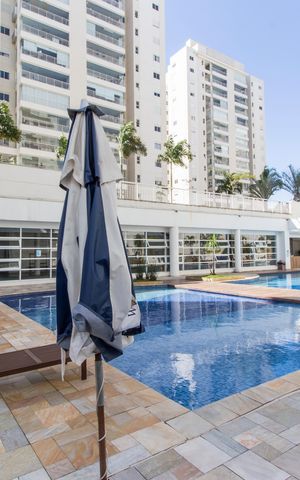 Apartamento à venda com 131m², 3 quartos e 2 vagasPiscina