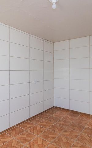 Casa à venda com 41m², 1 quarto e sem vagaQuarto