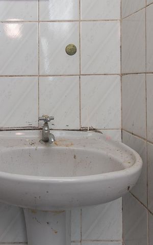 Casa à venda com 41m², 1 quarto e sem vagaBanheiro