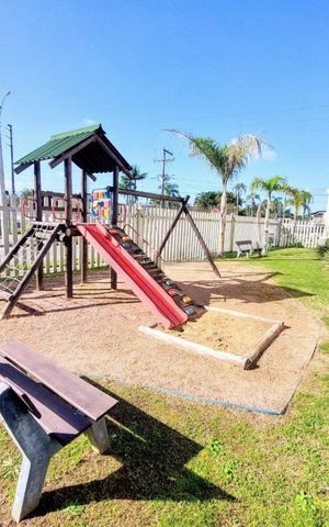 Casa de condomínio à venda com 90m², 3 quartos e 1 vaga