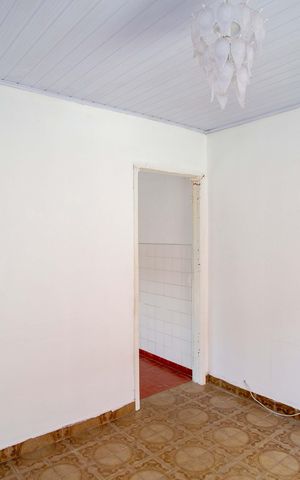 Casa para alugar com 80m², 1 quarto e 2 vagasSala