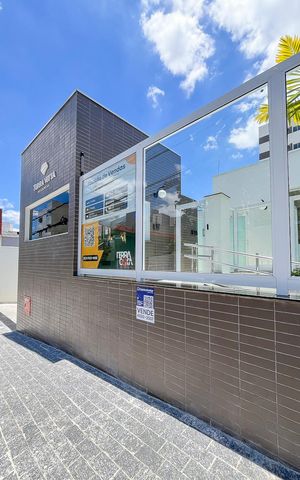Apartamento à venda com 120m², 3 quartos e 4 vagasFachada + plaquinha