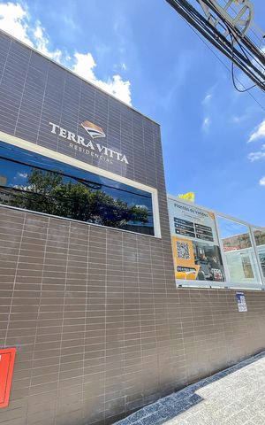 Apartamento à venda com 120m², 3 quartos e 4 vagasFachada + plaquinha