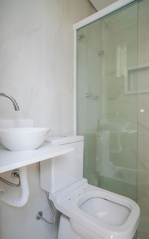 Apartamento à venda com 120m², 3 quartos e 4 vagasBanheiro da varanda