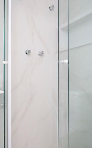 Apartamento à venda com 120m², 3 quartos e 3 vagasBanheiro da varanda