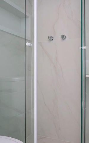 Apartamento à venda com 121m², 3 quartos e 3 vagasBanheiro da varanda