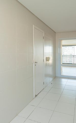 Apartamento para alugar com 223m², 4 quartos e 4 vagasCozinha