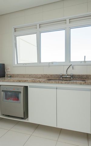 Apartamento para alugar com 223m², 4 quartos e 4 vagasCozinha