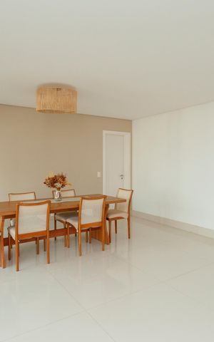 Apartamento para alugar com 223m², 4 quartos e 4 vagasSala de Jantar