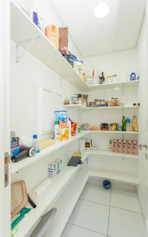 Apartamento para alugar com 223m², 4 quartos e 4 vagasDespensa