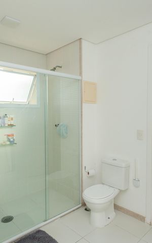 Apartamento para alugar com 223m², 4 quartos e 4 vagasBanheiro da Suíte 1