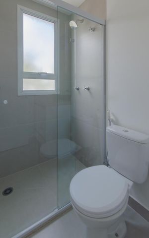 Casa de condomínio à venda com 103m², 2 quartos e 1 vaga Casa de condomínio à venda com 103m², 2 quartos e 1 vagaBanheiro da Suíte 2