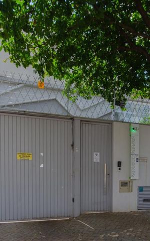 Casa de condomínio à venda com 103m², 2 quartos e 1 vaga Casa de condomínio à venda com 103m², 2 quartos e 1 vagaFachada