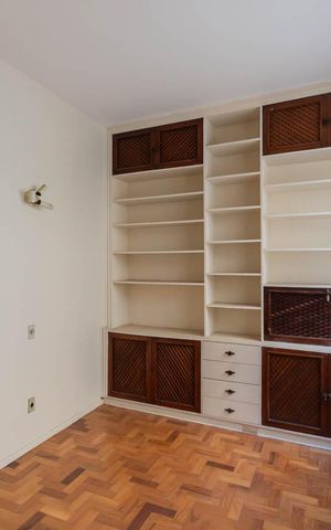 Casa à venda com 300m², 4 quartos e 2 vagasQuarto 4