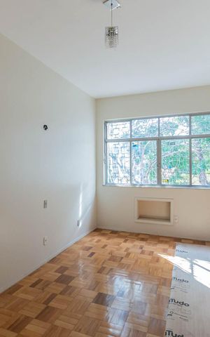 Casa à venda com 300m², 4 quartos e 2 vagasQuarto 1