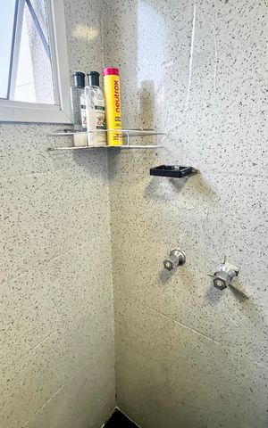Apartamento para alugar com 48m², 2 quartos e sem vaga Apartamento para alugar com 48m², 2 quartos e sem vagaBanheiro