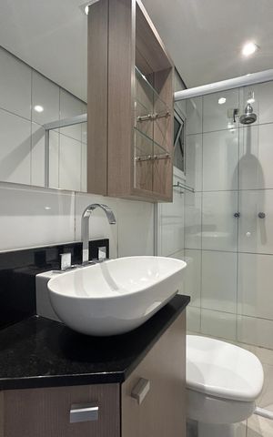Apartamento para alugar com 140m², 4 quartos e 2 vagas Apartamento para alugar com 140m², 4 quartos e 2 vagasBanheiro