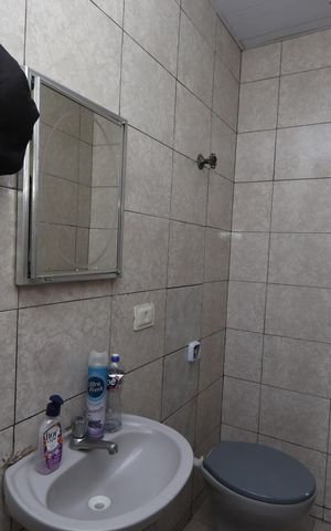 Casa à venda com 172m², 4 quartos e 1 vagaBanheiro - Casa 3