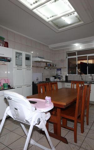 Casa à venda com 172m², 4 quartos e 1 vagaCozinha - Casa 1