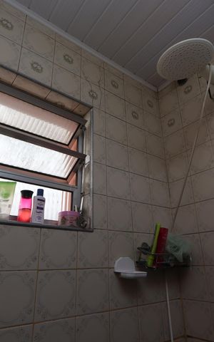 Casa à venda com 172m², 4 quartos e 1 vagaBanheiro - Casa 1
