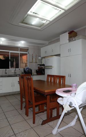Casa à venda com 172m², 4 quartos e 1 vagaCozinha - Casa 1