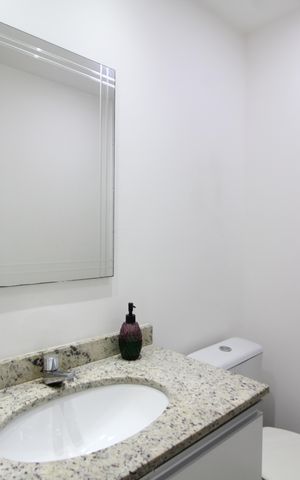 Apartamento à venda com 59m², 2 quartos e 1 vagaBanheiro Social