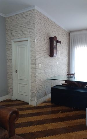 Casa à venda com 250m², 3 quartos e 4 vagas