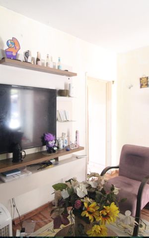 Casa à venda com 120m², 2 quartos e 2 vagasSala