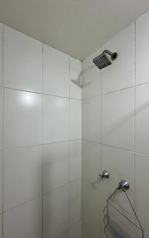 Apartamento à venda com 43m², 2 quartos e sem vaga Apartamento à venda com 43m², 2 quartos e sem vagaBanheiro