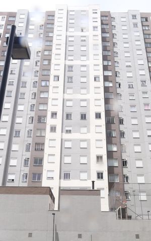 Apartamento à venda com 40m², 2 quartos e sem vagaÁrea comum - Prédio