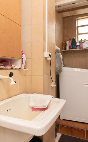Apartamento à venda com 80m², 2 quartos e sem vagaCozinha e Área de Serviço