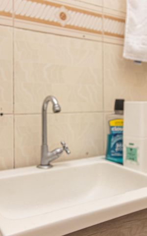 Apartamento à venda com 80m², 2 quartos e sem vagaBanheiro
