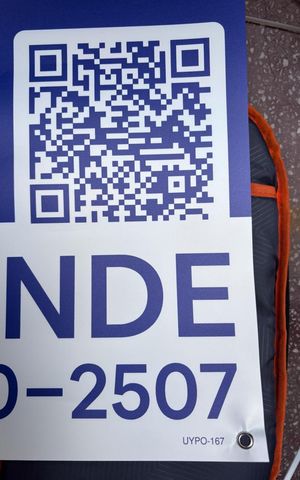 Apartamento à venda com 80m², 2 quartos e sem vagaPlaca