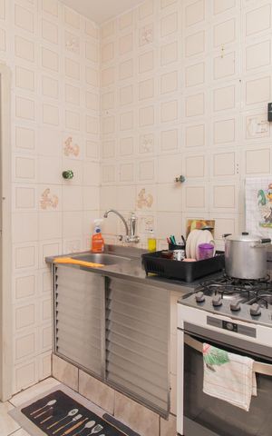 Apartamento à venda com 80m², 2 quartos e sem vagaCozinha e Área de Serviço