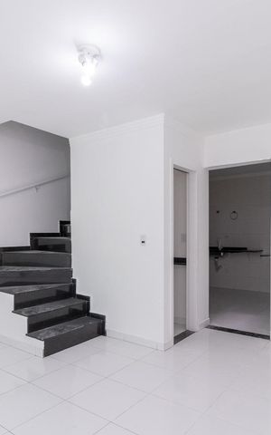 Casa de condomínio para alugar com 86m², 3 quartos e 2 vagasSala