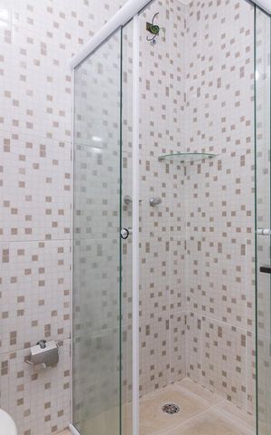 Casa de condomínio para alugar com 86m², 3 quartos e 2 vagasBanheiro