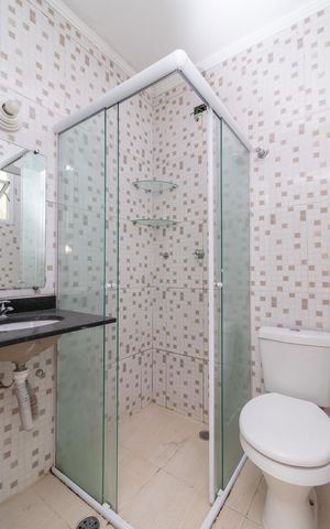 Casa de condomínio para alugar com 86m², 3 quartos e 2 vagasBanheiro da Suíte