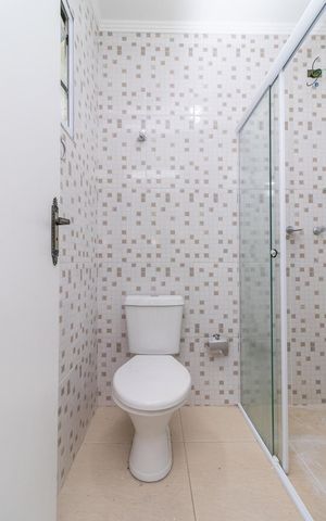 Casa de condomínio para alugar com 86m², 3 quartos e 2 vagasBanheiro
