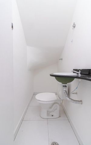 Casa de condomínio para alugar com 86m², 3 quartos e 2 vagasLavabo
