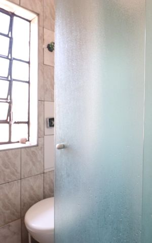Casa à venda com 150m², 6 quartos e 1 vagaBanheiro Social
