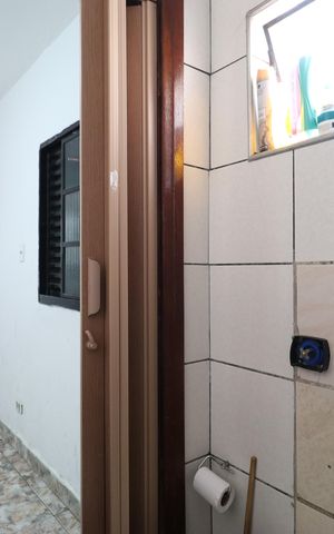 Casa à venda com 150m², 6 quartos e 1 vagaBanheiro da Suíte 2