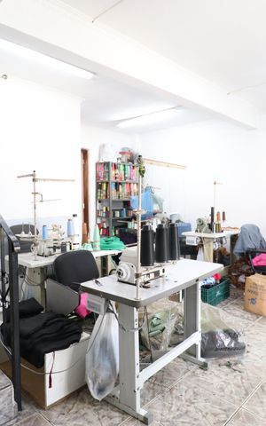 Casa à venda com 150m², 6 quartos e 1 vagaSala 2
