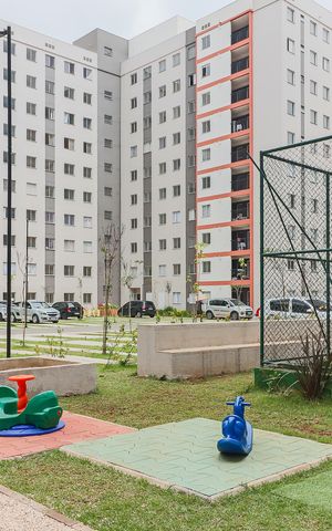 Apartamento para alugar com 37m², 2 quartos e sem vaga Apartamento para alugar com 37m², 2 quartos e sem vagaÁrea comum - Playground